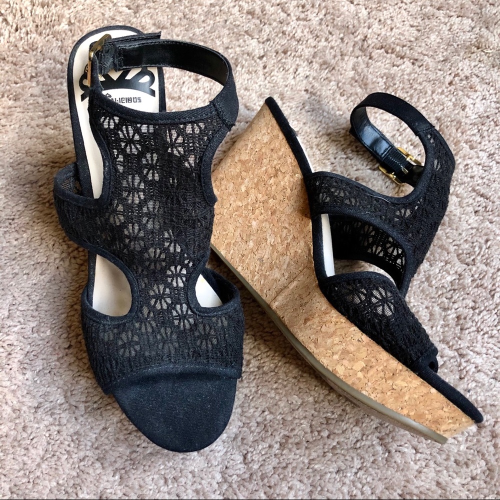 Black Lace Wedges